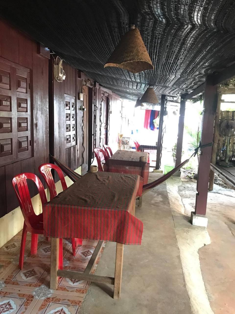 Happy Homestay Banlung & Trekking エクステリア 写真